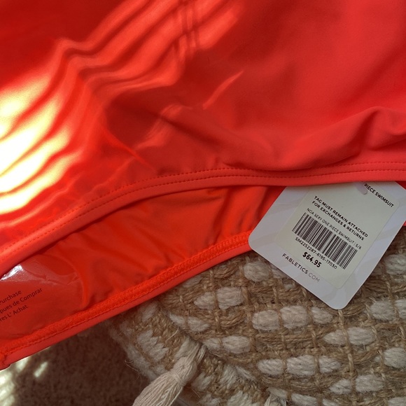 fabletics Noa one-piece swimsuit in orange - Picture 2 of 7